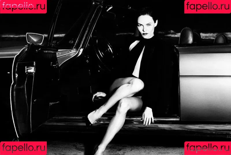 Vanessa Paradis / vanessa.paradis Onlyfans Photo Gallery 