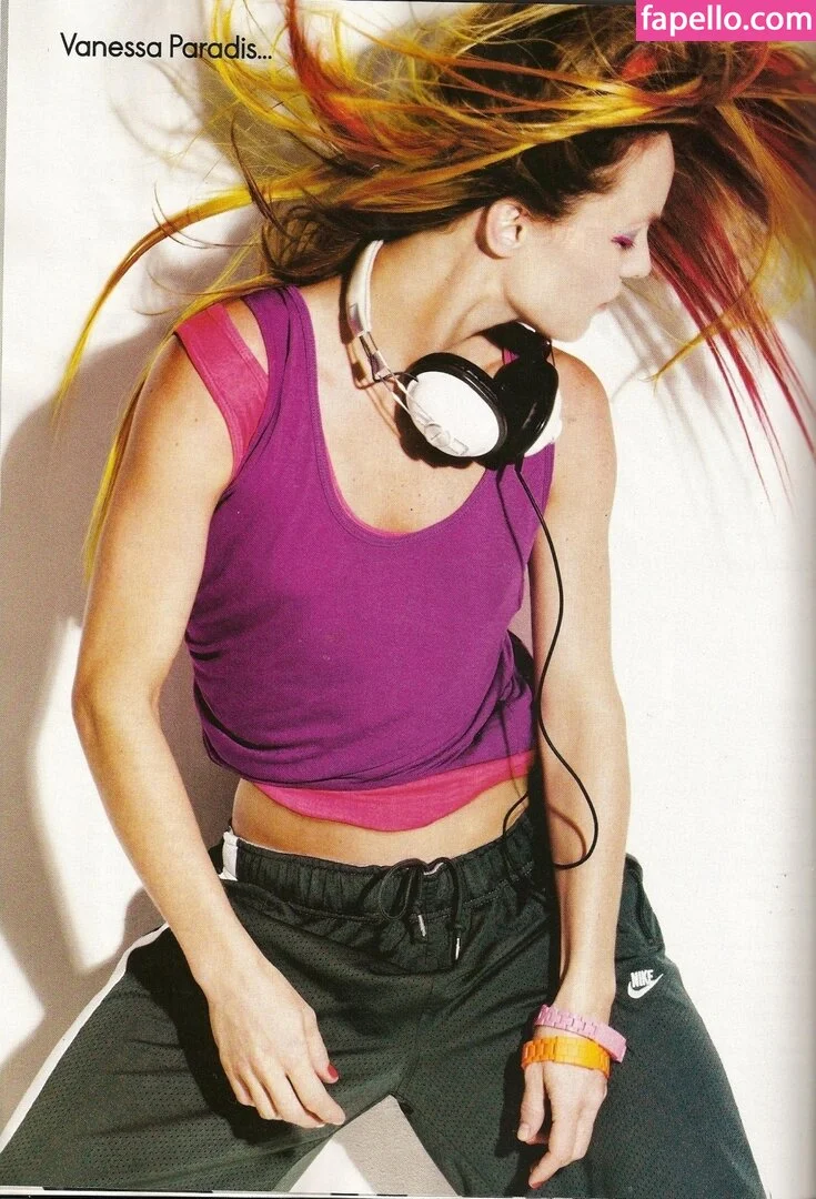 Vanessa Paradis / vanessa.paradis Onlyfans Photo Gallery 