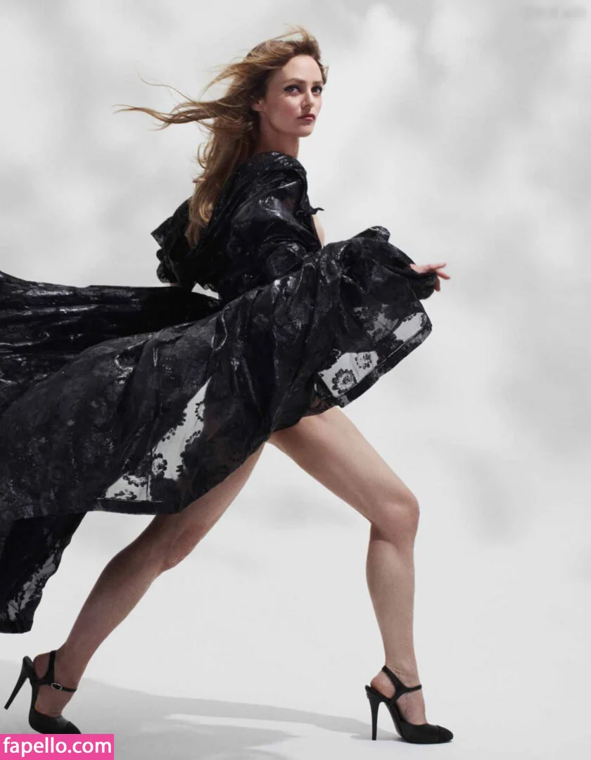 Vanessa Paradis / vanessa.paradis Onlyfans Photo Gallery 