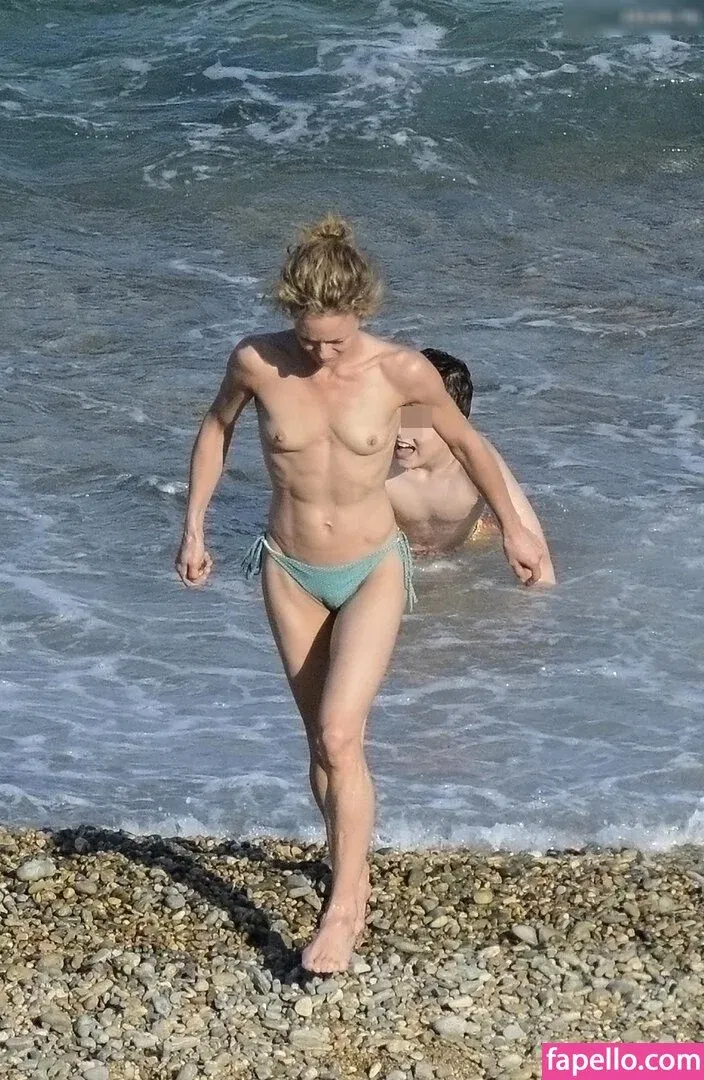 Vanessa Paradis / vanessa.paradis Onlyfans Photo Gallery 