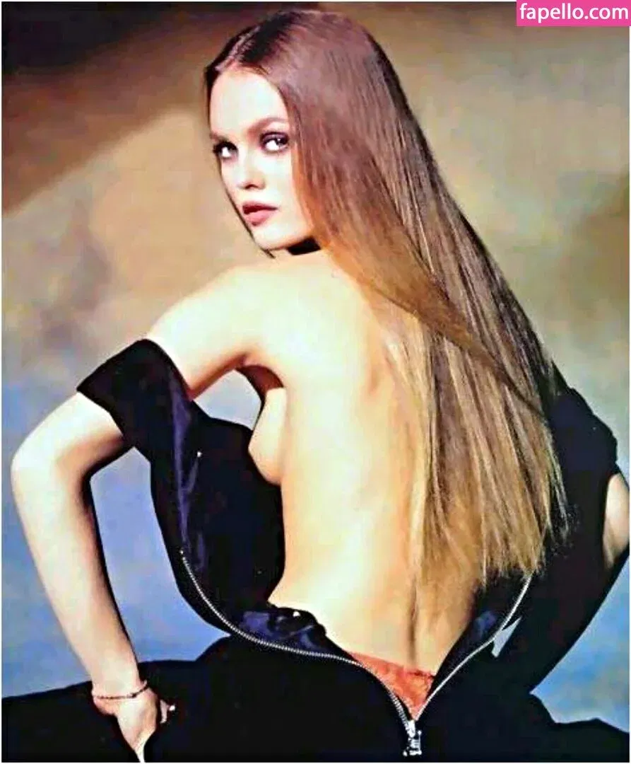 Vanessa Paradis / vanessa.paradis Onlyfans Photo Gallery 