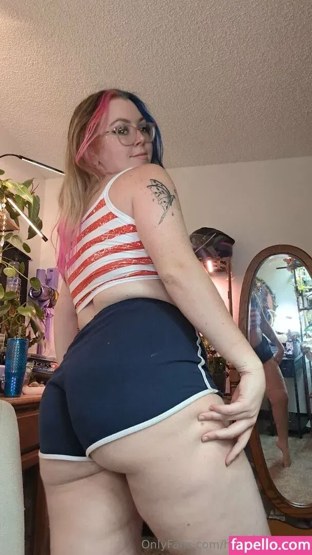 harley_thicc / harleythiccfree Onlyfans Photo Gallery 