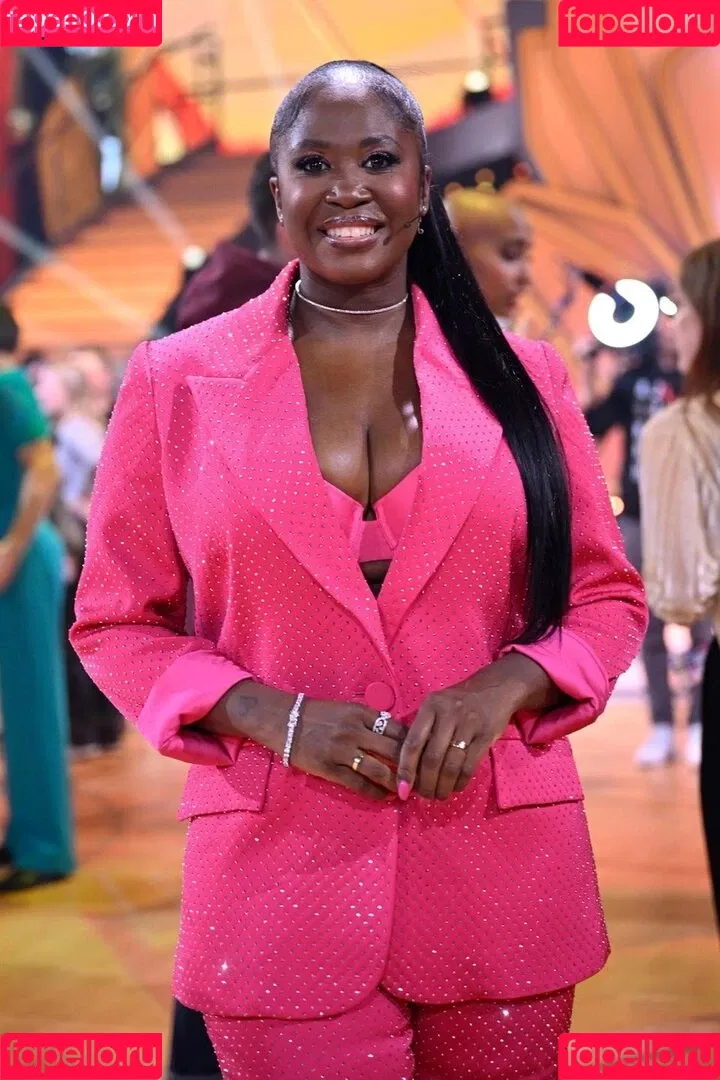 Motsi Mabuse / motsimabuse Onlyfans Photo Gallery 
