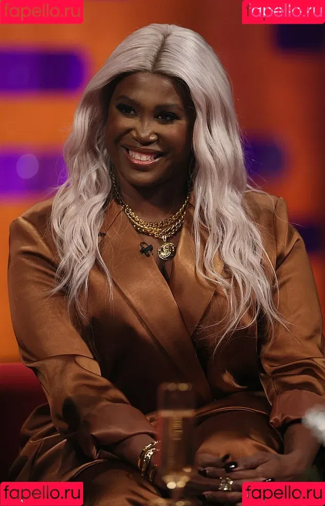 Motsi Mabuse / motsimabuse Onlyfans Photo Gallery 