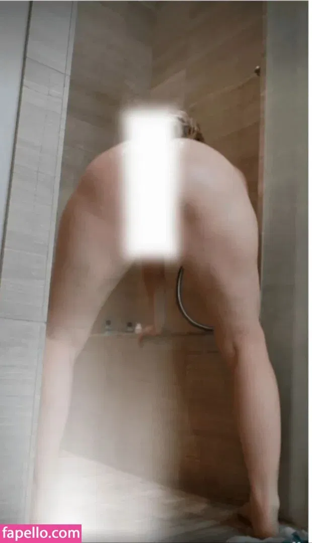 Holly Wolf Onlyfans Photo Gallery 