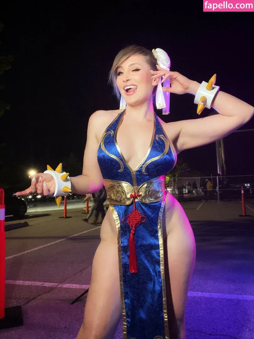 Holly Wolf Onlyfans Photo Gallery 