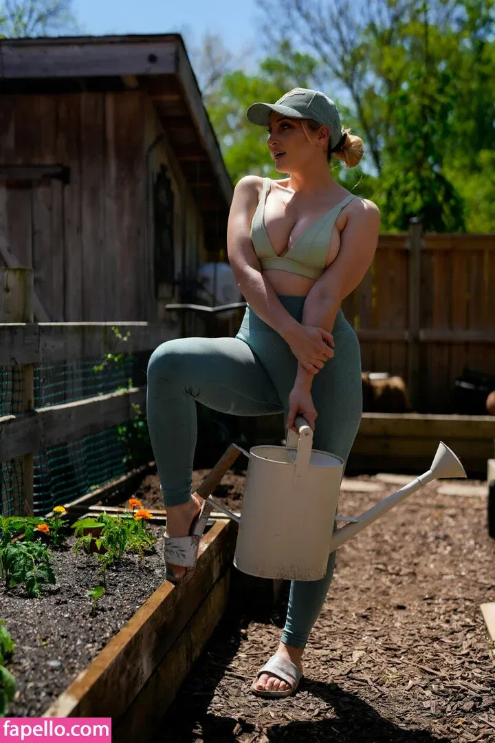 Holly Wolf Onlyfans Photo Gallery 