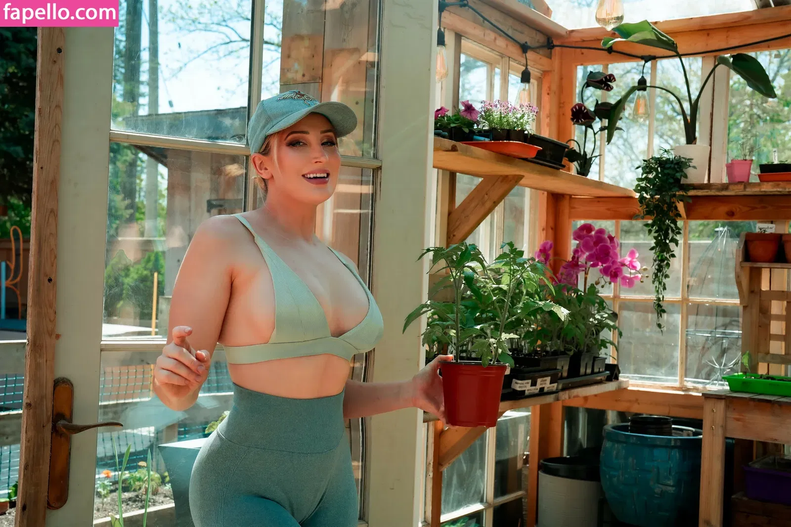 Holly Wolf Onlyfans Photo Gallery 