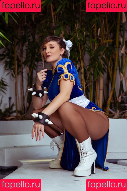 Holly Wolf Onlyfans Photo Gallery 