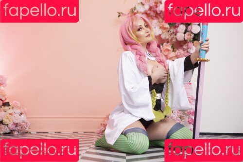 Holly Wolf Onlyfans Photo Gallery 