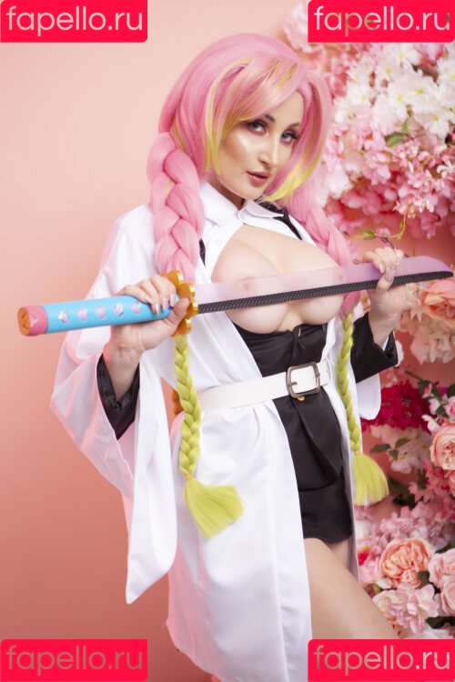 Holly Wolf Onlyfans Photo Gallery 