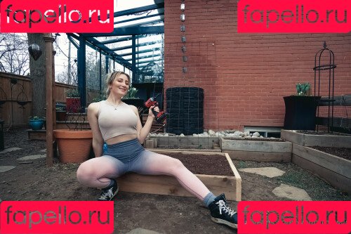 Holly Wolf Onlyfans Photo Gallery 