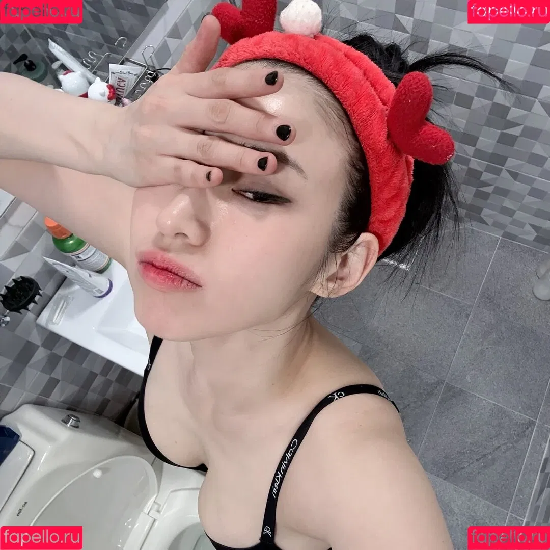KimWooHye0n / Leeheeeun / Woohyeon / woohye0n Onlyfans Photo Gallery 