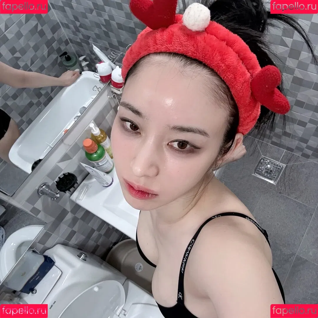 KimWooHye0n / Leeheeeun / Woohyeon / woohye0n Onlyfans Photo Gallery 