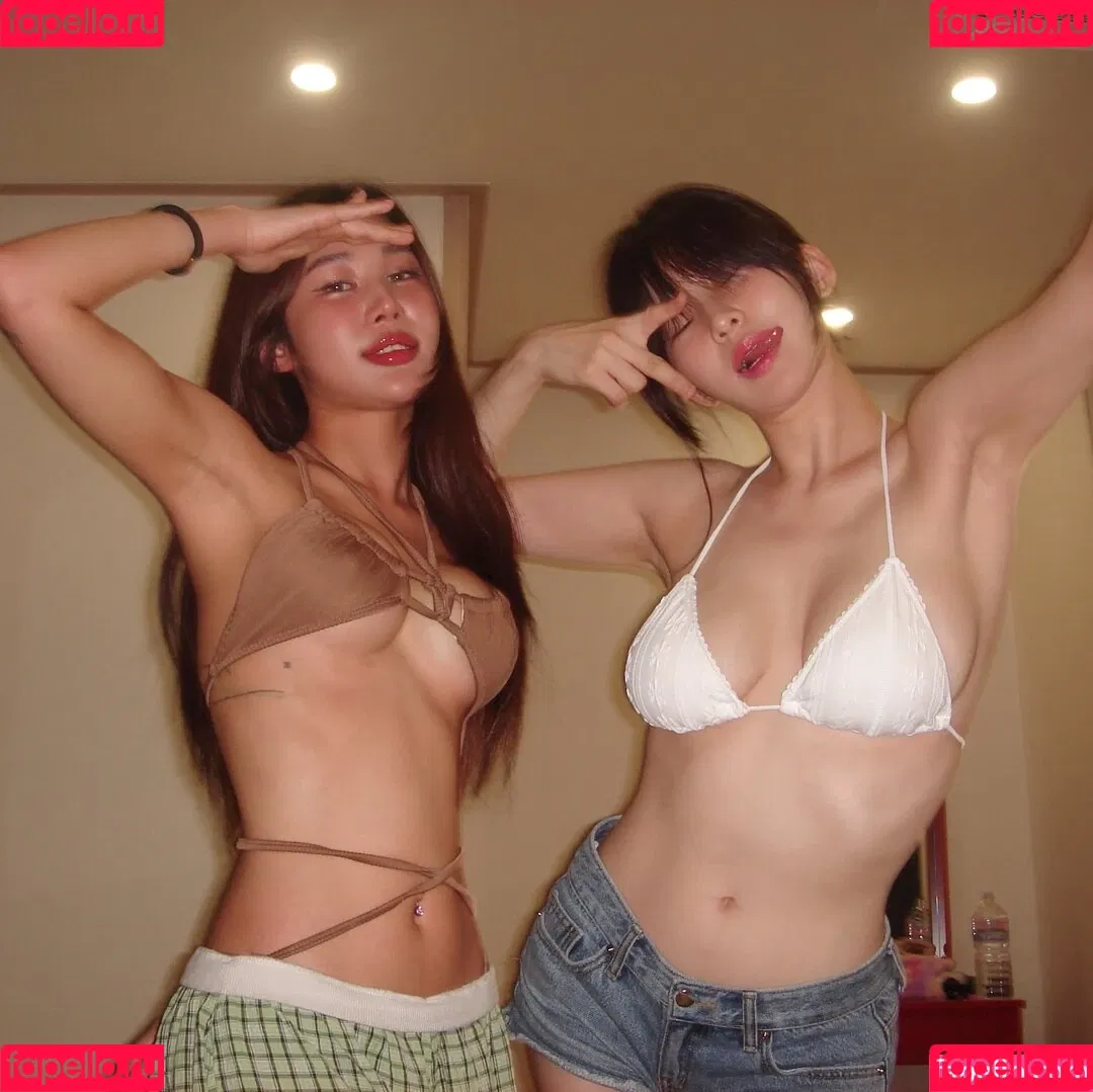 KimWooHye0n / Leeheeeun / Woohyeon / woohye0n Onlyfans Photo Gallery 