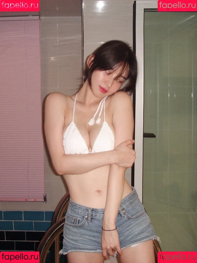 KimWooHye0n / Leeheeeun / Woohyeon / woohye0n Onlyfans Photo Gallery 