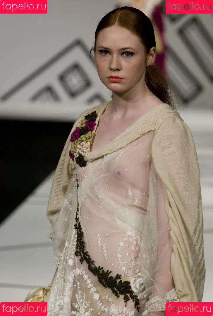 Karen Gillan / karengillan Onlyfans Photo Gallery 