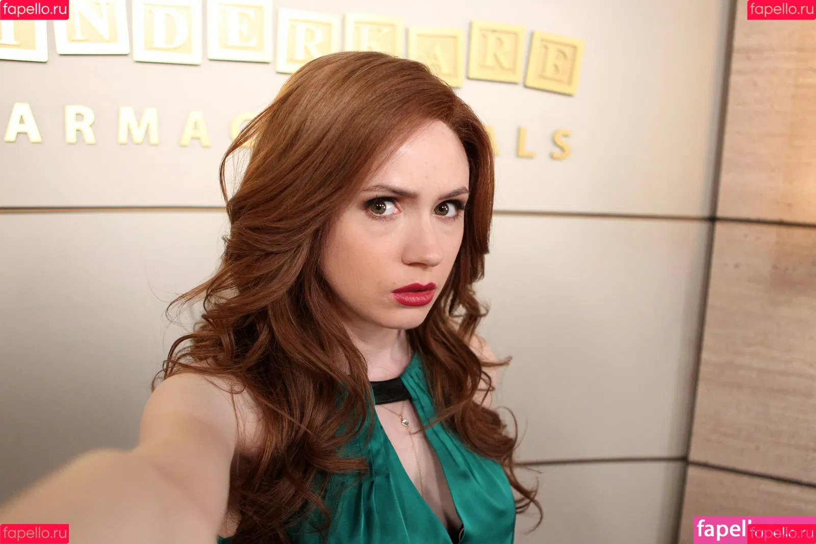 Karen Gillan / karengillan Onlyfans Photo Gallery 