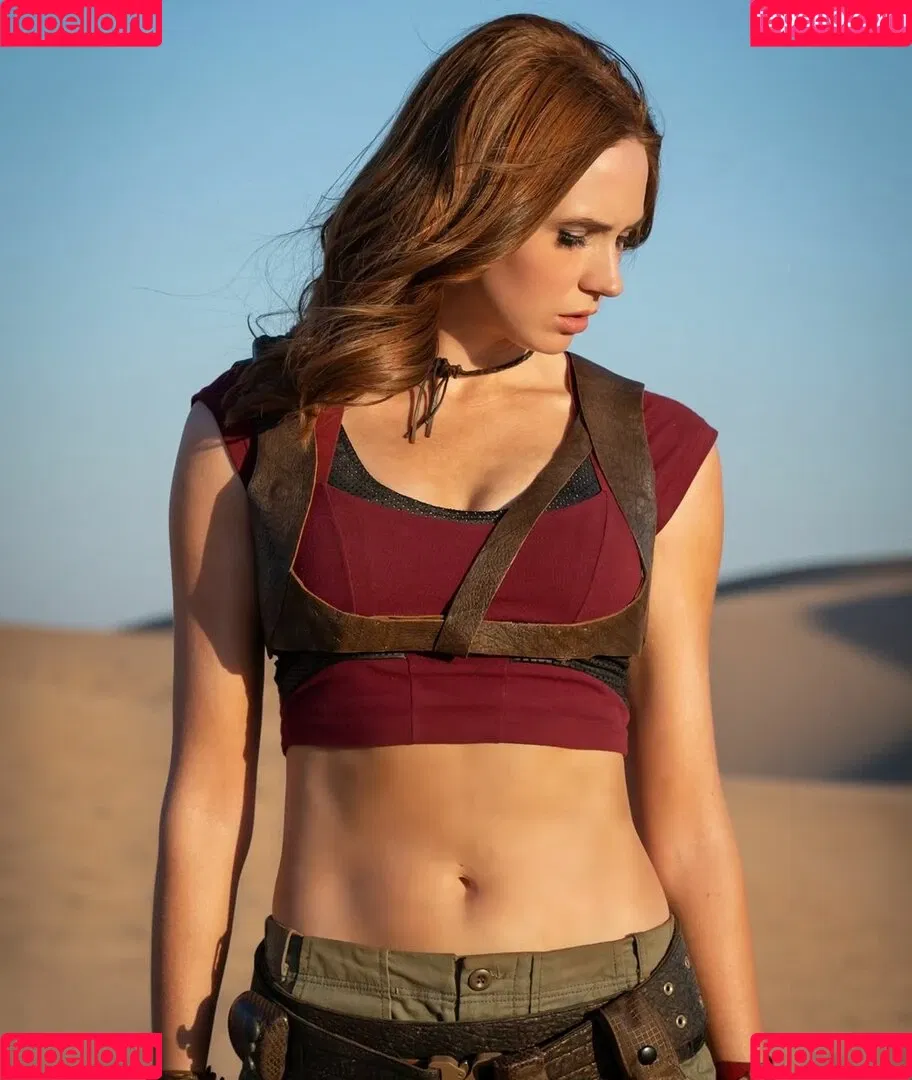 Karen Gillan / karengillan Onlyfans Photo Gallery 