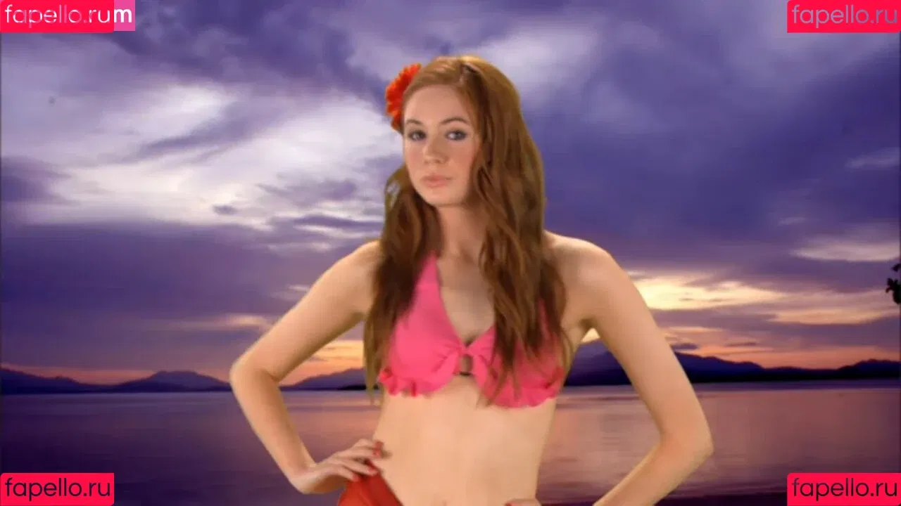 Karen Gillan / karengillan Onlyfans Photo Gallery 