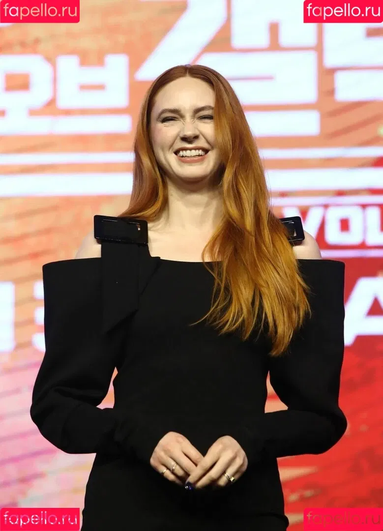 Karen Gillan / karengillan Onlyfans Photo Gallery 