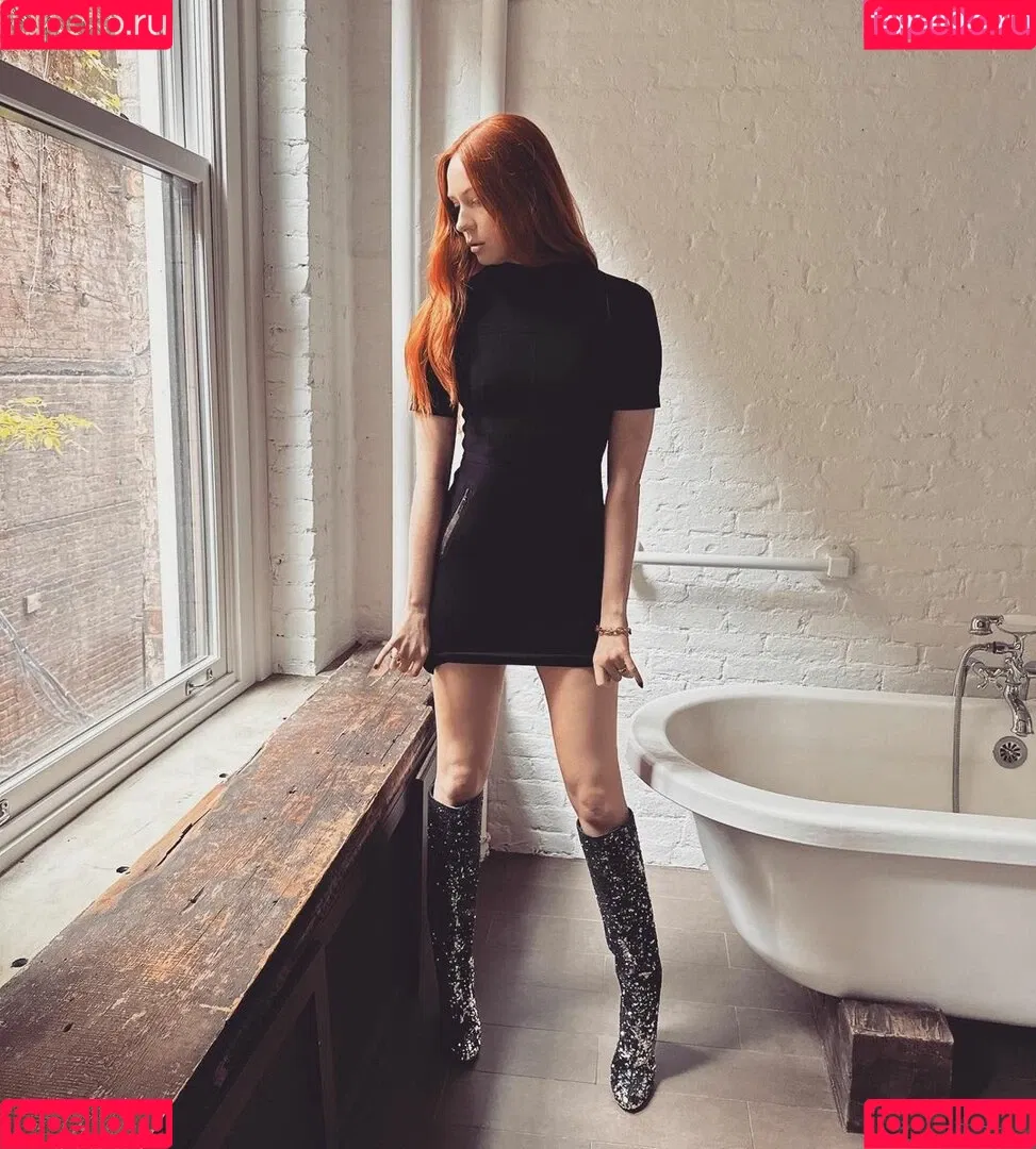 Karen Gillan / karengillan Onlyfans Photo Gallery 