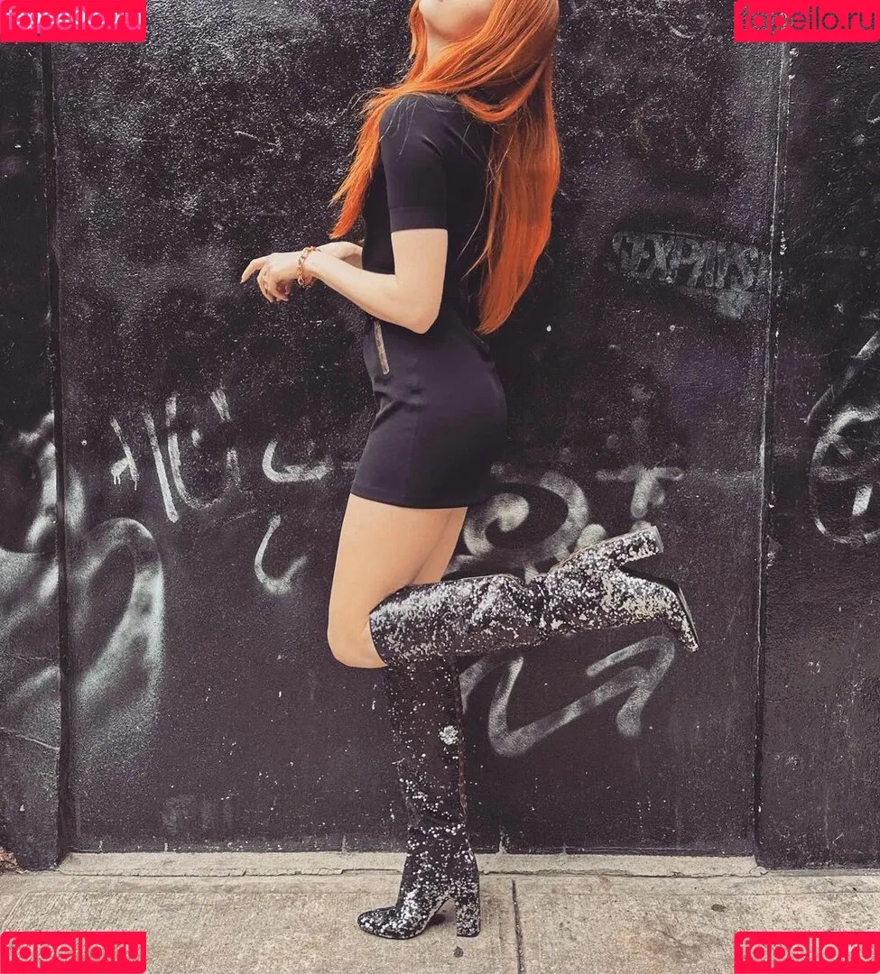 Karen Gillan / karengillan Onlyfans Photo Gallery 