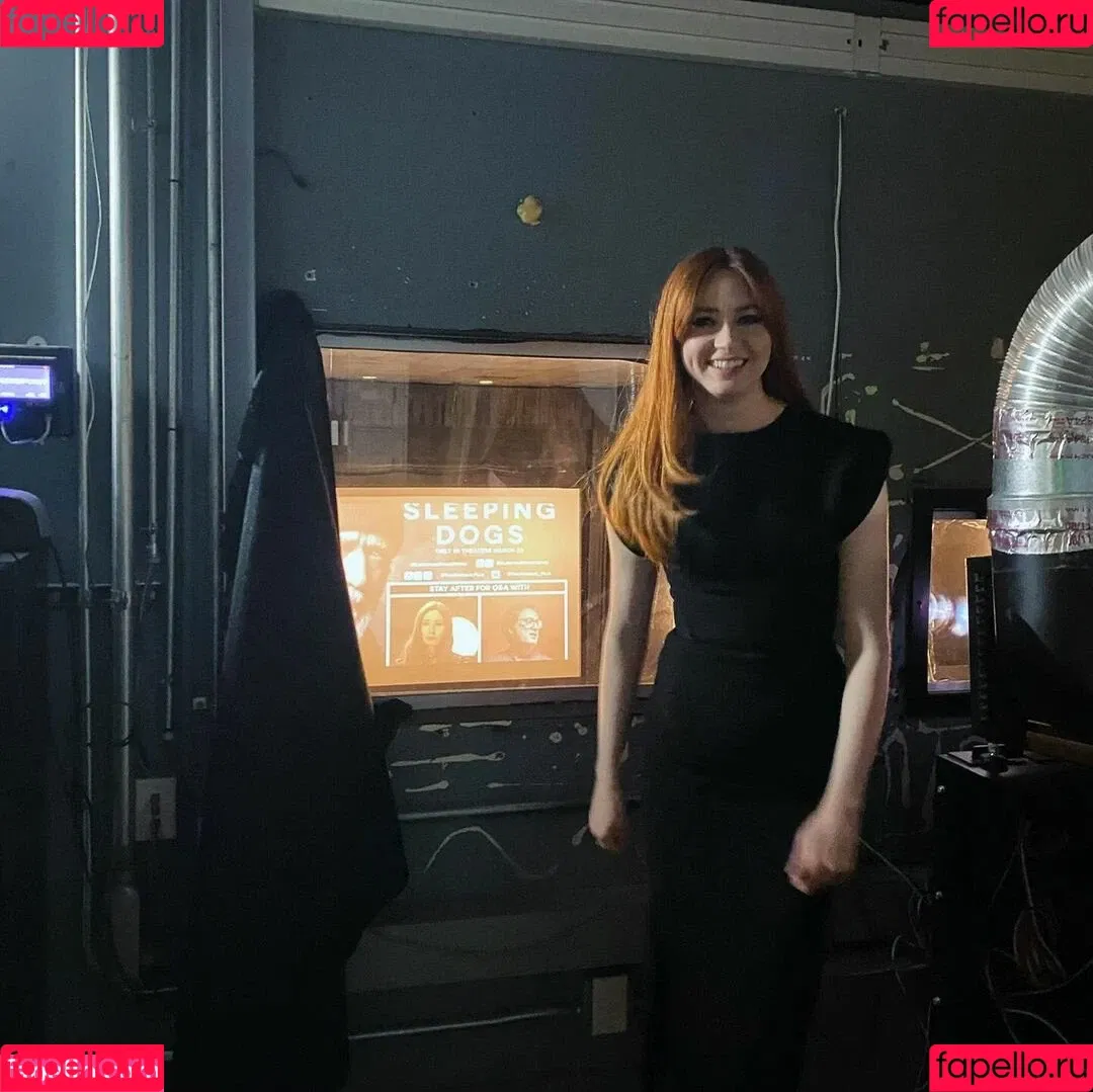 Karen Gillan / karengillan Onlyfans Photo Gallery 