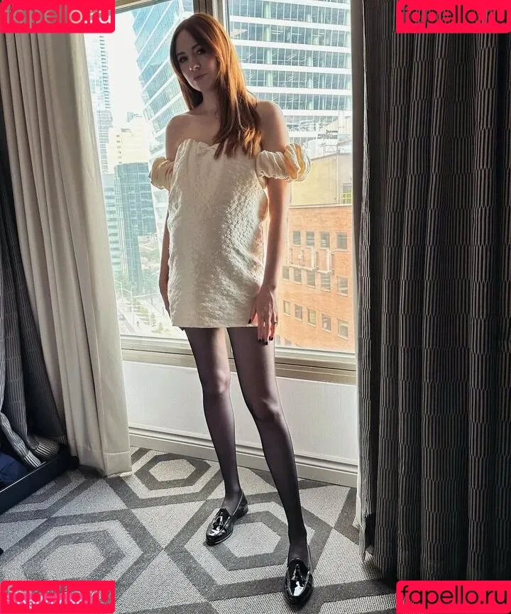 Karen Gillan / karengillan Onlyfans Photo Gallery 