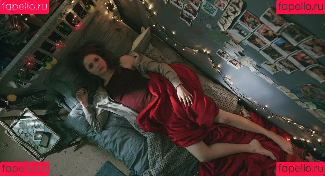Karen Gillan / karengillan Onlyfans Photo Gallery 