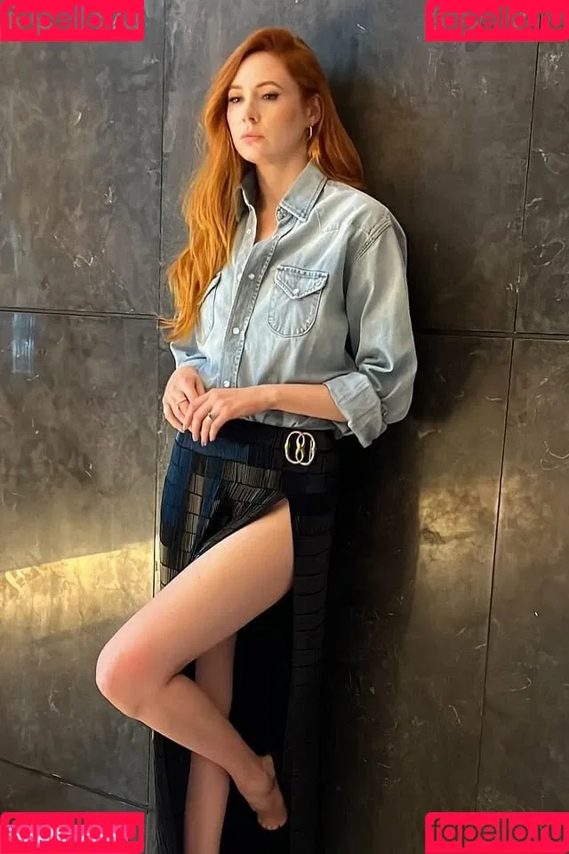 Karen Gillan / karengillan Onlyfans Photo Gallery 