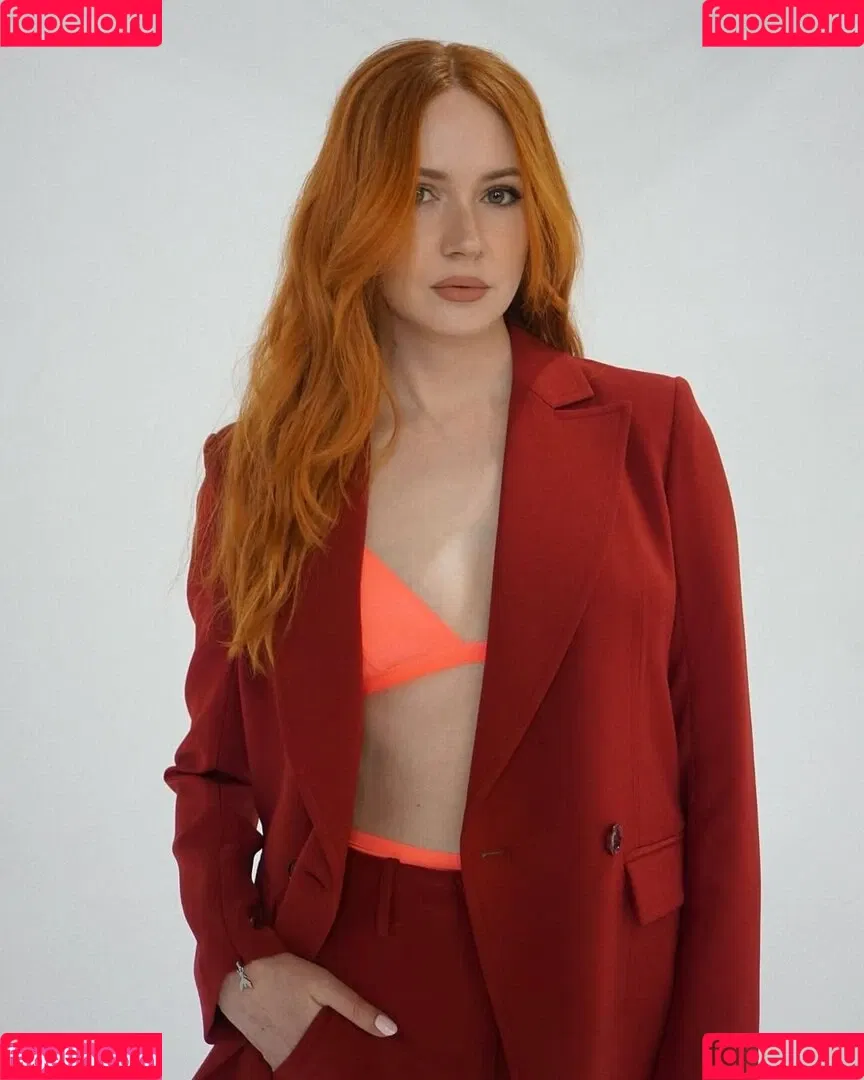 Karen Gillan / karengillan Onlyfans Photo Gallery 