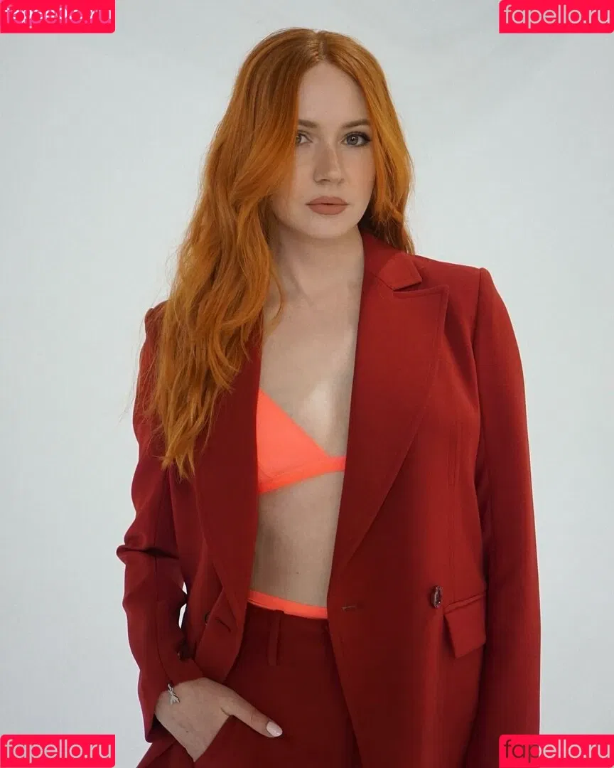 Karen Gillan / karengillan Onlyfans Photo Gallery 