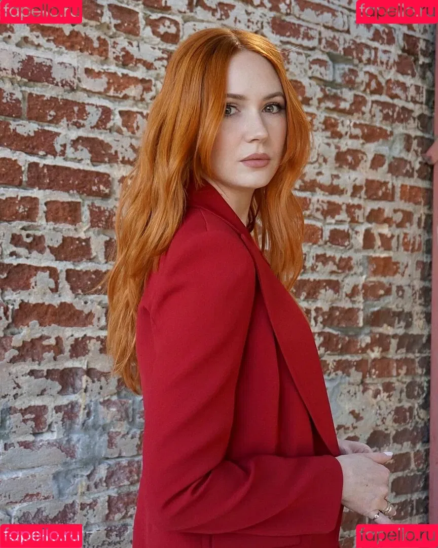 Karen Gillan / karengillan Onlyfans Photo Gallery 