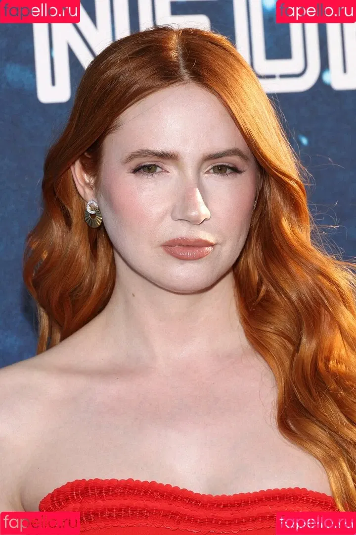 Karen Gillan / karengillan Onlyfans Photo Gallery 