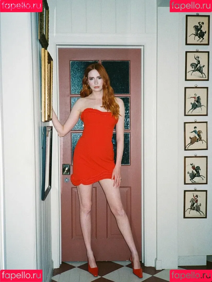 Karen Gillan / karengillan Onlyfans Photo Gallery 