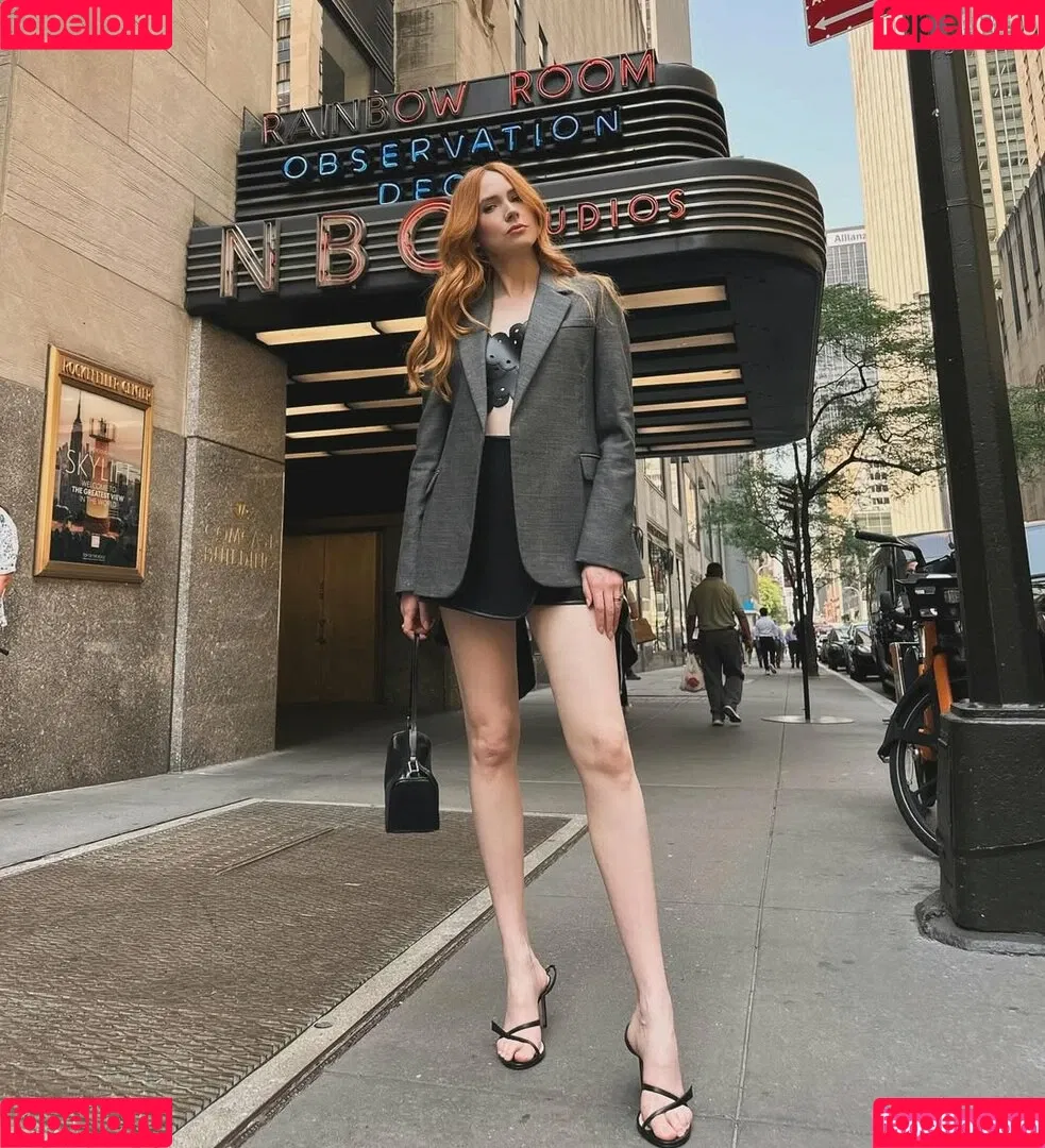 Karen Gillan / karengillan Onlyfans Photo Gallery 