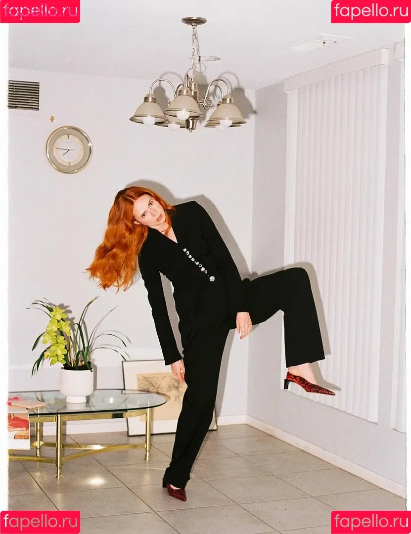 Karen Gillan / karengillan Onlyfans Photo Gallery 