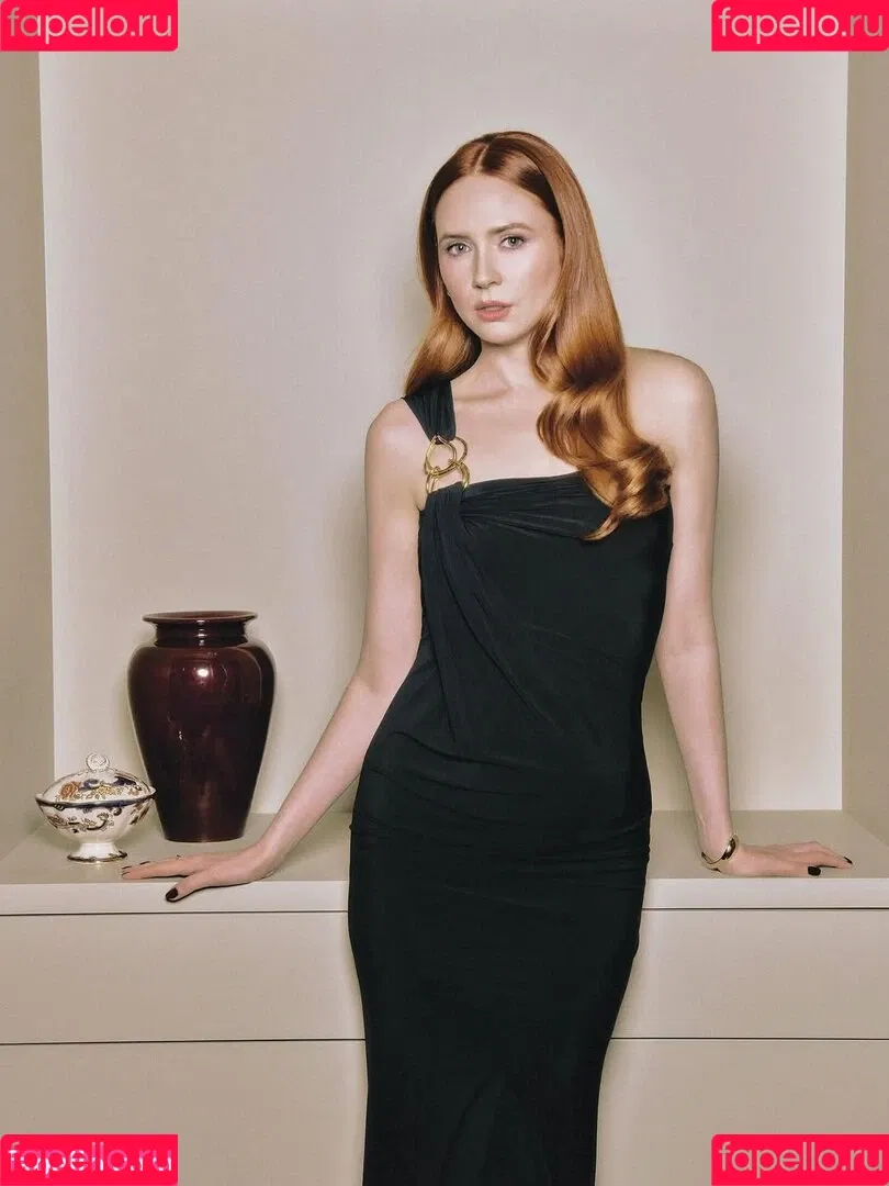 Karen Gillan / karengillan Onlyfans Photo Gallery 