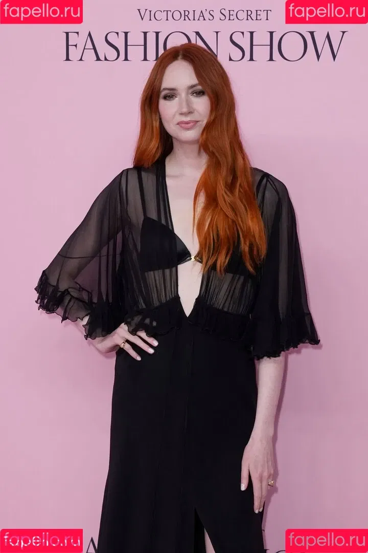Karen Gillan / karengillan Onlyfans Photo Gallery 