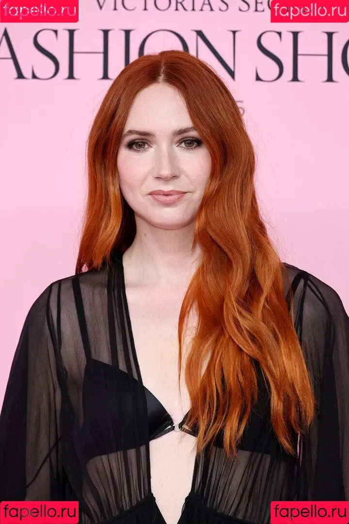 Karen Gillan / karengillan Onlyfans Photo Gallery 