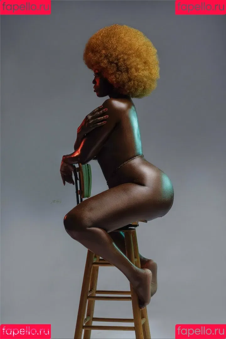 Tyomi Morgan / glamazontyomi / realglamazontyomi Onlyfans Photo Gallery 