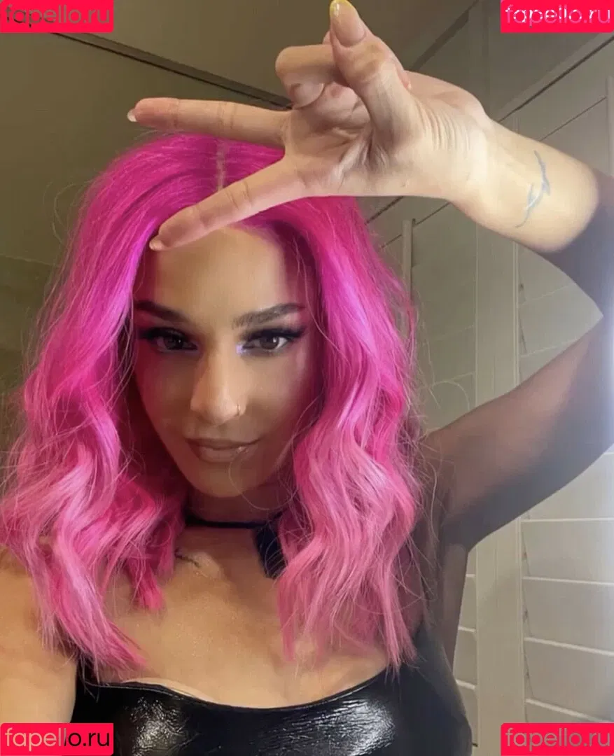 Charlie Girl / Dakota Kai / dakota_kai / imkingkota Onlyfans Photo Gallery 