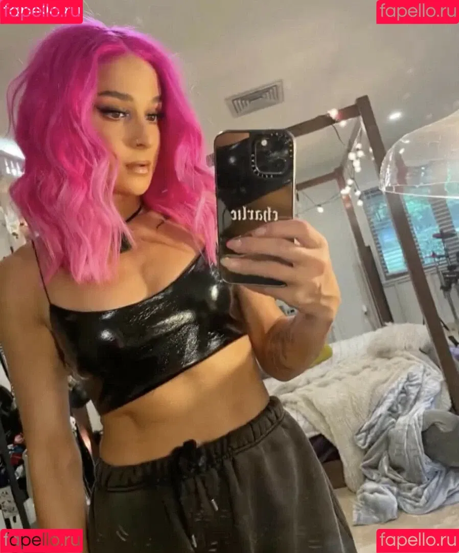 Charlie Girl / Dakota Kai / dakota_kai / imkingkota Onlyfans Photo Gallery 