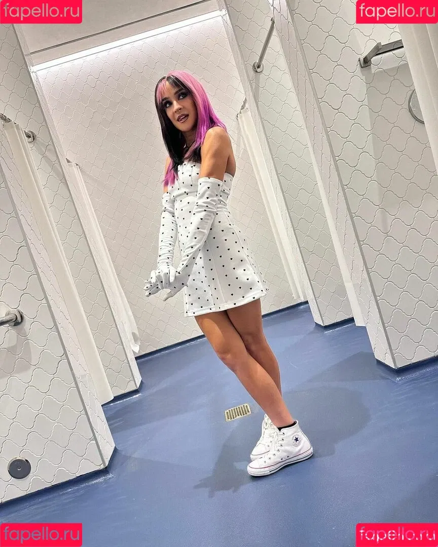Charlie Girl / Dakota Kai / dakota_kai / imkingkota Onlyfans Photo Gallery 