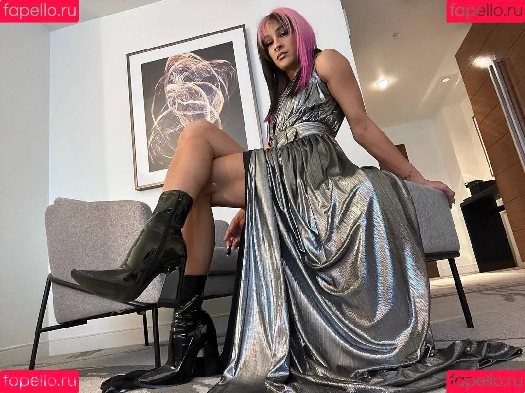 Charlie Girl / Dakota Kai / dakota_kai / imkingkota Onlyfans Photo Gallery 