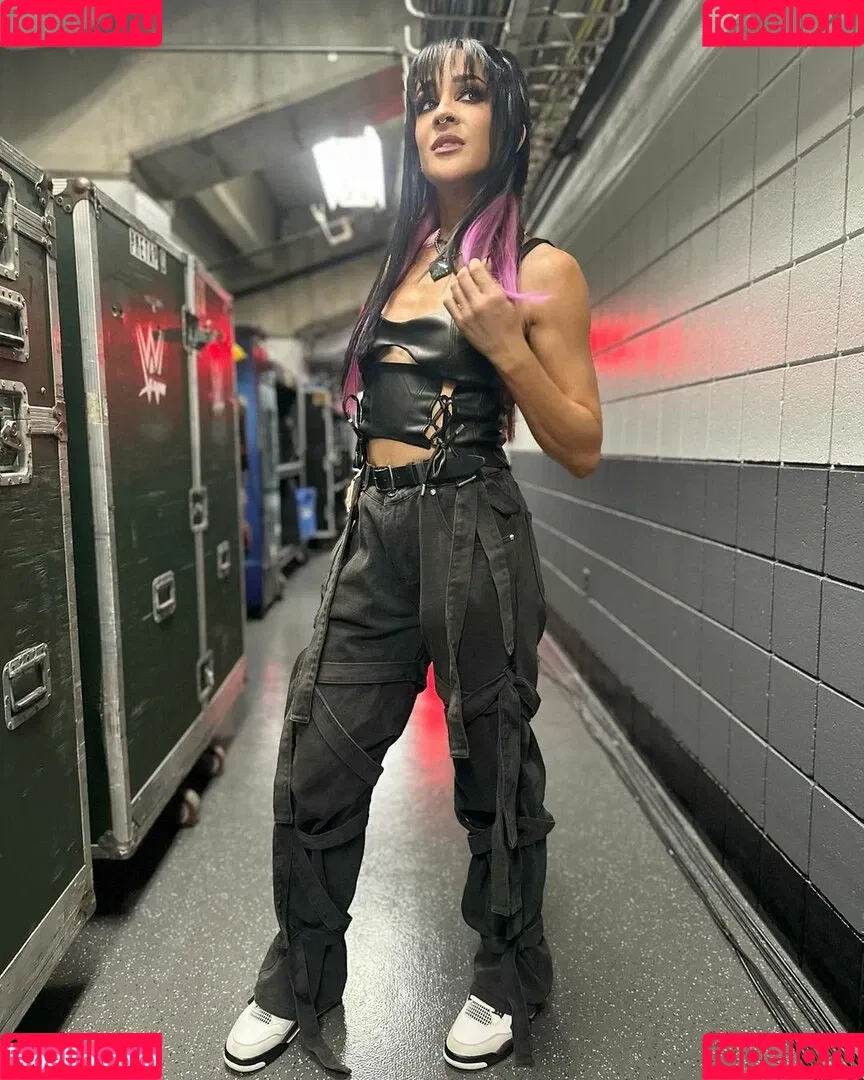 Charlie Girl / Dakota Kai / dakota_kai / imkingkota Onlyfans Photo Gallery 