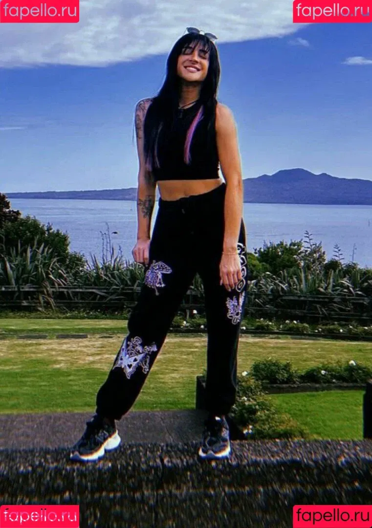 Charlie Girl / Dakota Kai / dakota_kai / imkingkota Onlyfans Photo Gallery 