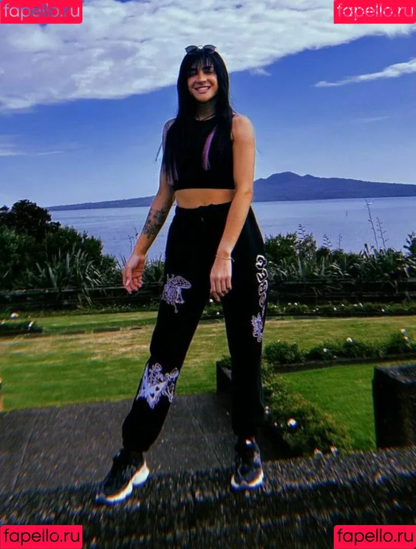 Charlie Girl / Dakota Kai / dakota_kai / imkingkota Onlyfans Photo Gallery 