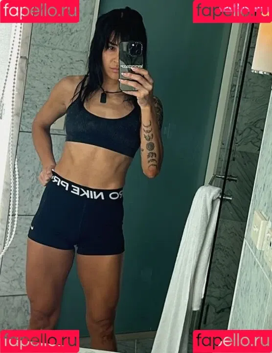 Charlie Girl / Dakota Kai / dakota_kai / imkingkota Onlyfans Photo Gallery 